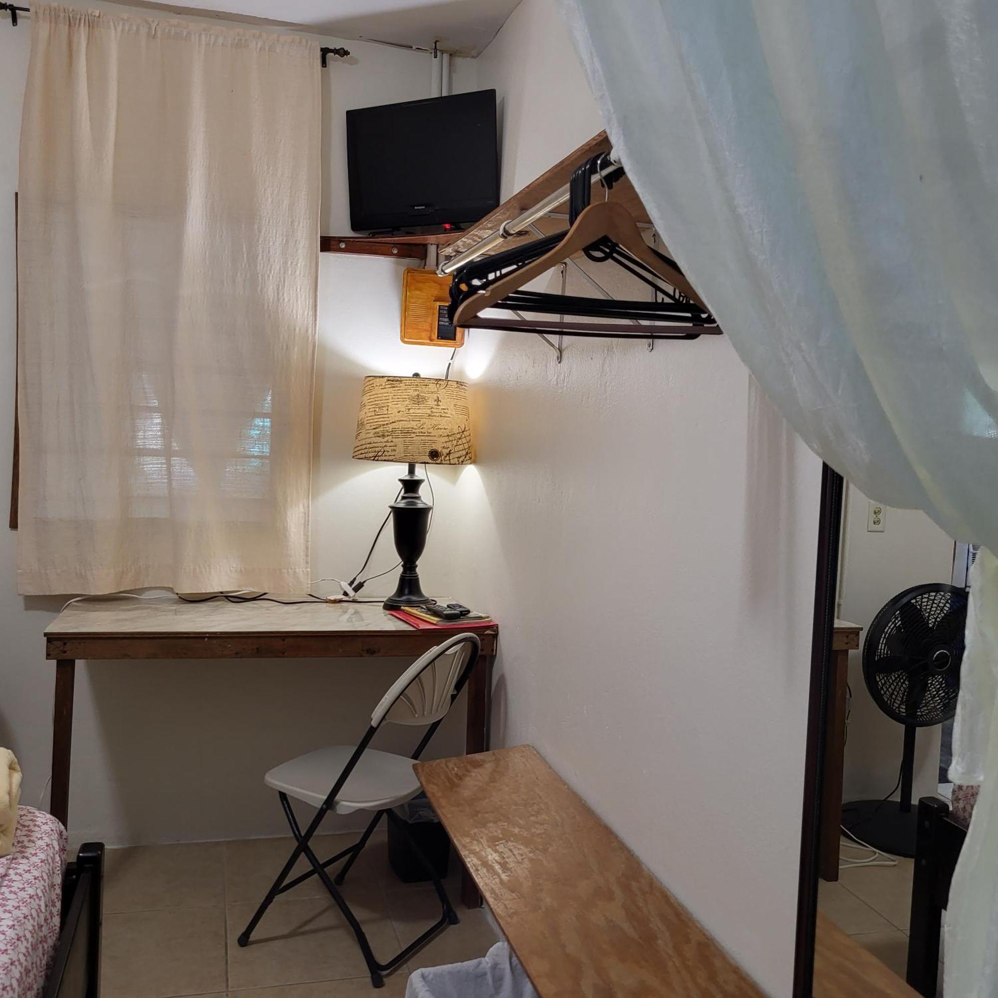 Hacienda Tropical Guest House 벨모판 외부 사진