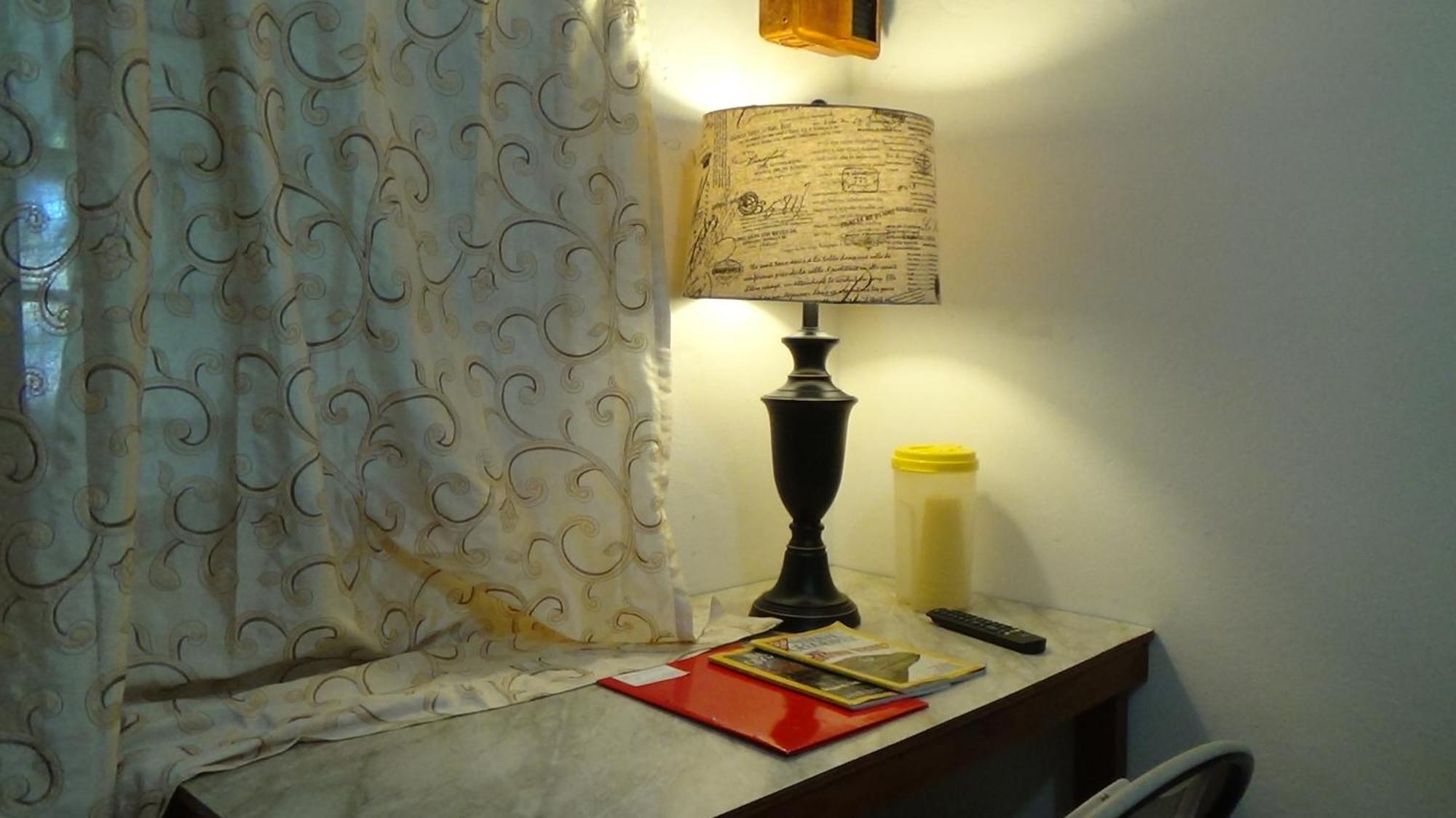 Hacienda Tropical Guest House 벨모판 객실 사진