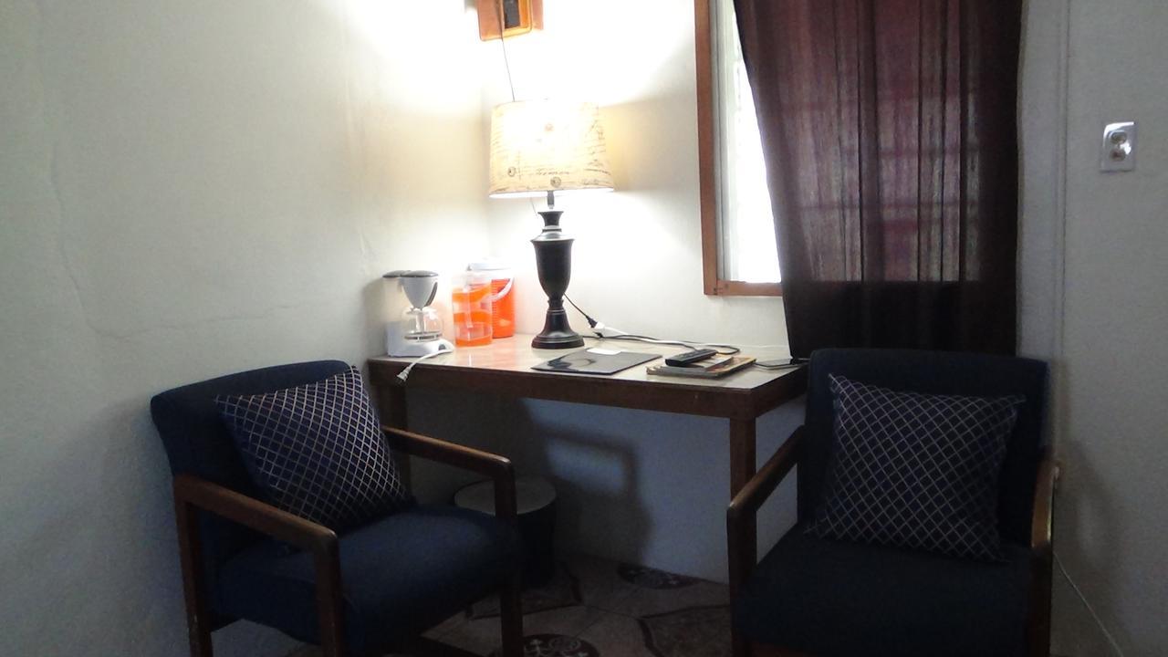 Hacienda Tropical Guest House 벨모판 외부 사진